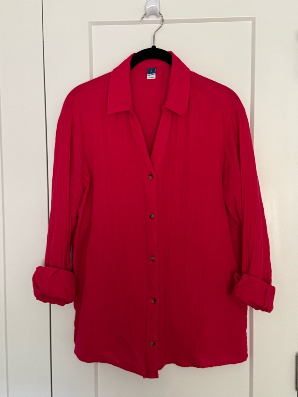 Old Navy Women's Button-Down Shirt - Bright Pink - Picture 5 of 10